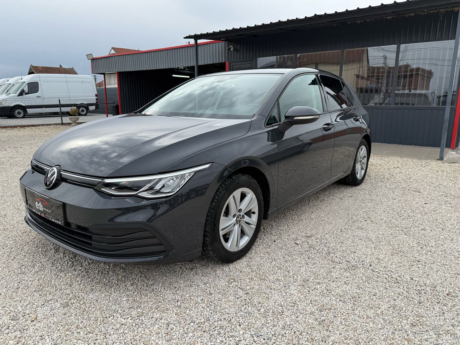 Volkswagen Golf 8 2.0